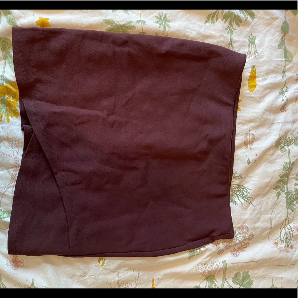 Aritzia mini skirt
